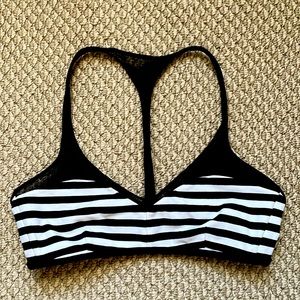 lululemon Reversible Bikini Top Size Small Black or Blk/Wht Stripe w Mesh TBack